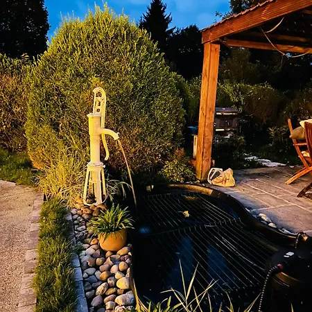 Casa de hóspedes Espace Piscine Et Des Cortins *