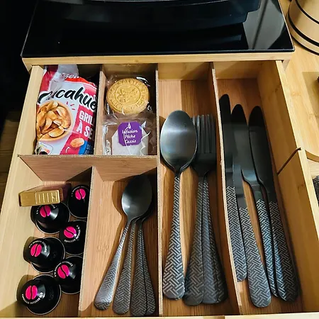 Espace Piscine Et Des Cortins 4* Dierrey-Saint-Julien